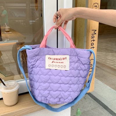 Ελαφριά κάλυψη Puffer Tote Bag για γυναίκες Προσαρμοσμένο χρώμα και OEM / ODM αποδεκτό