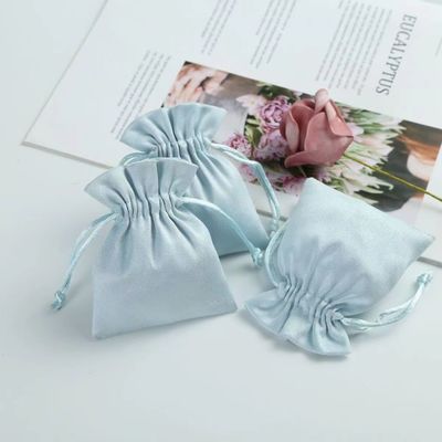 Αποδεκτή OEM/ODM Custom Light Blue Velvet Drawstring Bag για οργάνωση κοσμημάτων