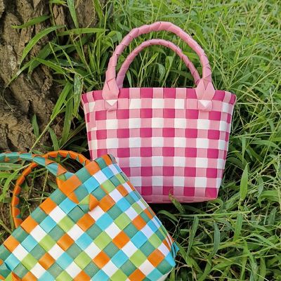 Περιβαλλοντικά φιλικές γυναίκες Τρίγωνο Straw Raffia τσάντα για τα ταξίδια και την έξοδο