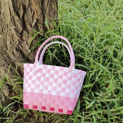 Περιβαλλοντικά φιλικές γυναίκες Τρίγωνο Straw Raffia τσάντα για τα ταξίδια και την έξοδο