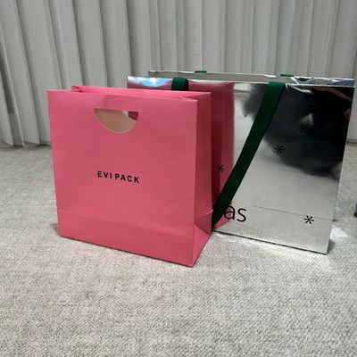 Λούξυ ρούχα λιανική πώληση δώρο ψώνια μαύρα κοσμήματα χαρτοσακούλα με προσαρμοσμένο χρώμα